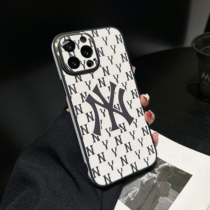 ニューヨーク・ヤンキース風 カバー iphone15プロ 