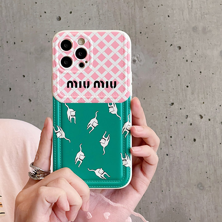 miumiu アイフォン 15プロ max 